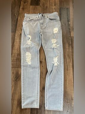 Empyre Jeans Size 32 Distressed Denim Straight Leg Distressed Light wash Mens